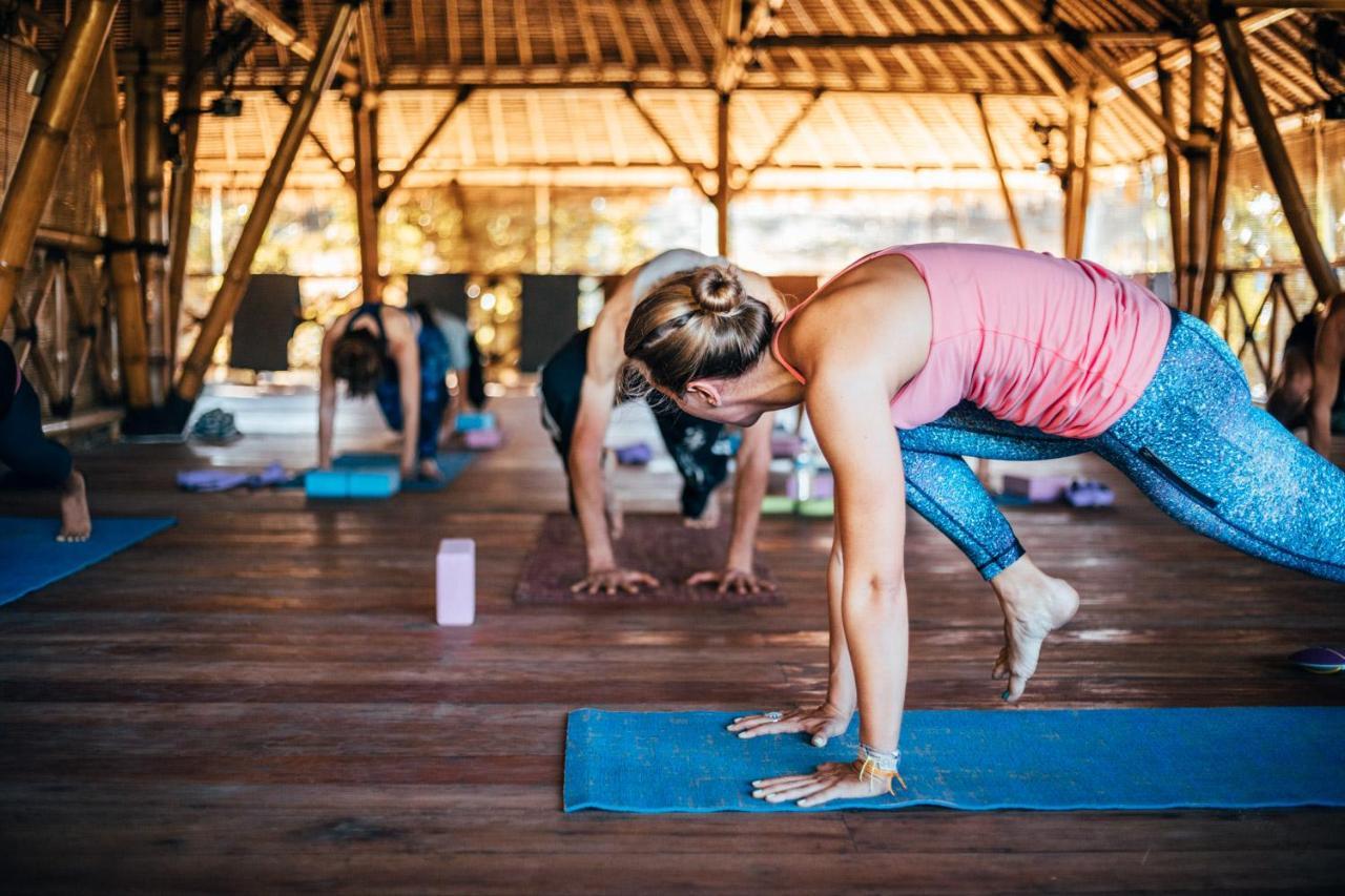 Flowers & Fire Yoga Garden Gili Air Dış mekan fotoğraf