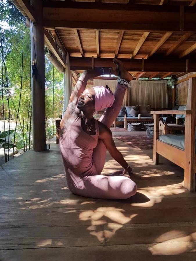 Flowers & Fire Yoga Garden Gili Air Dış mekan fotoğraf