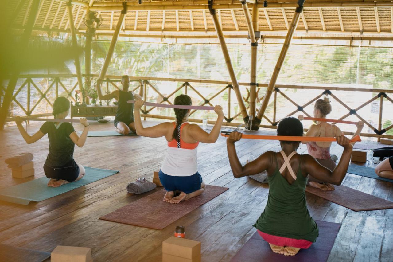 Flowers & Fire Yoga Garden Gili Air Dış mekan fotoğraf